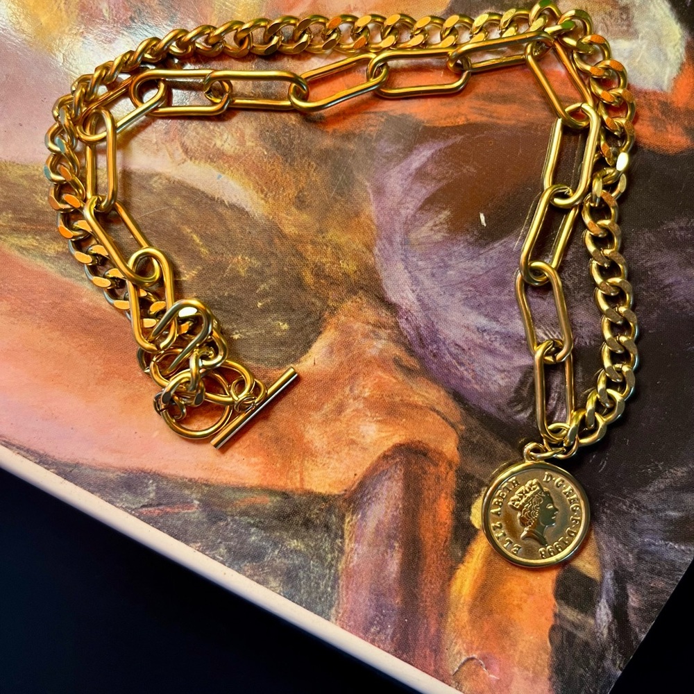 Gold Chain Necklace with Medallion